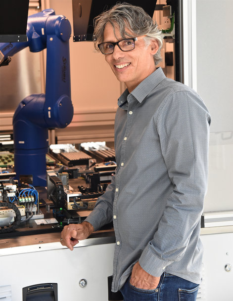 Robotic Assembly of Sensors in an Industry 4.0 Environment